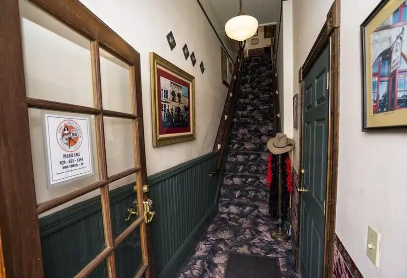 ベッドアンドブレックファースト Red Garter Inn