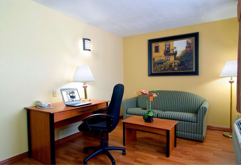 هتل Americas Best Value Inn Harlingen