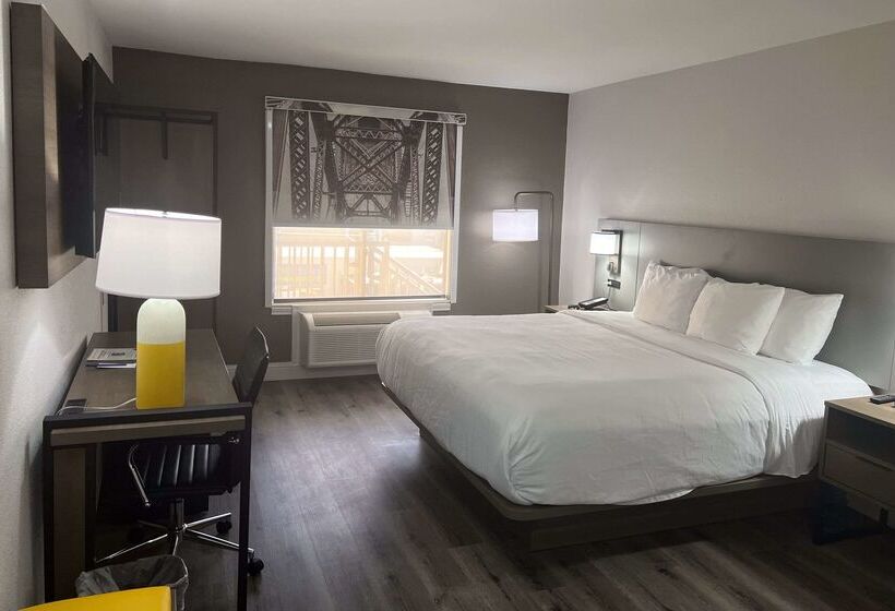 فندق Comfort Inn & Suites Houston Key Katy