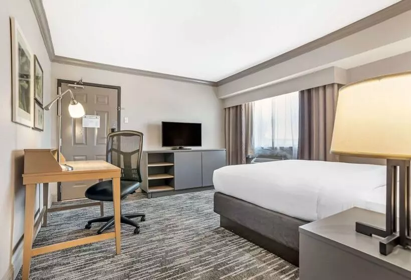 هتل Country Inn & Suites By Radisson, Metairie New Orleans , La