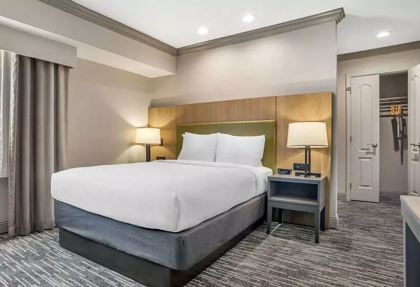 هتل Country Inn & Suites By Radisson, Metairie New Orleans , La