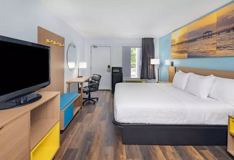 ホテル Days Inn By Wyndham Pensacola I 10