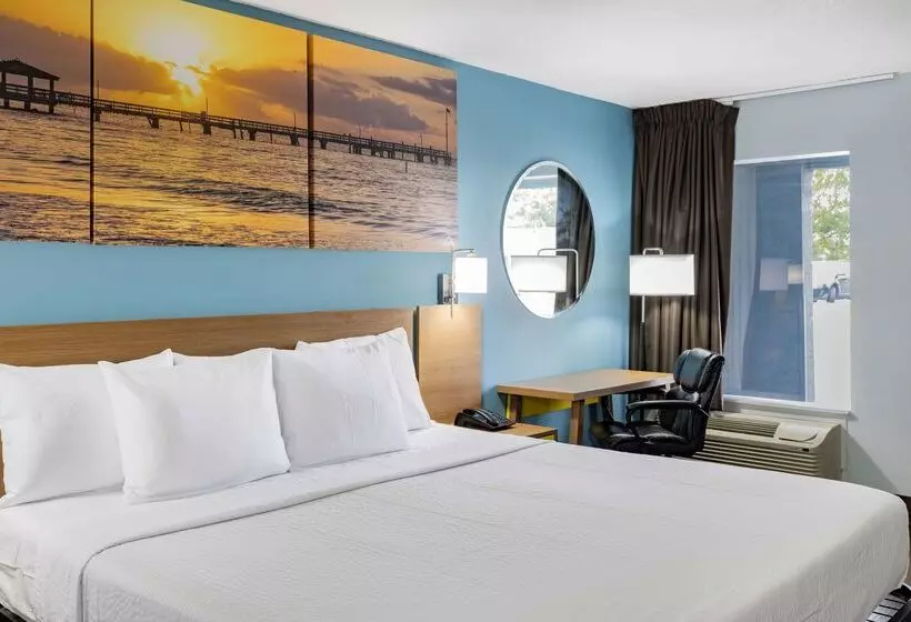 ホテル Days Inn By Wyndham Pensacola I 10