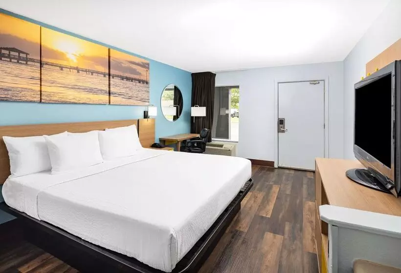 ホテル Days Inn By Wyndham Pensacola I 10