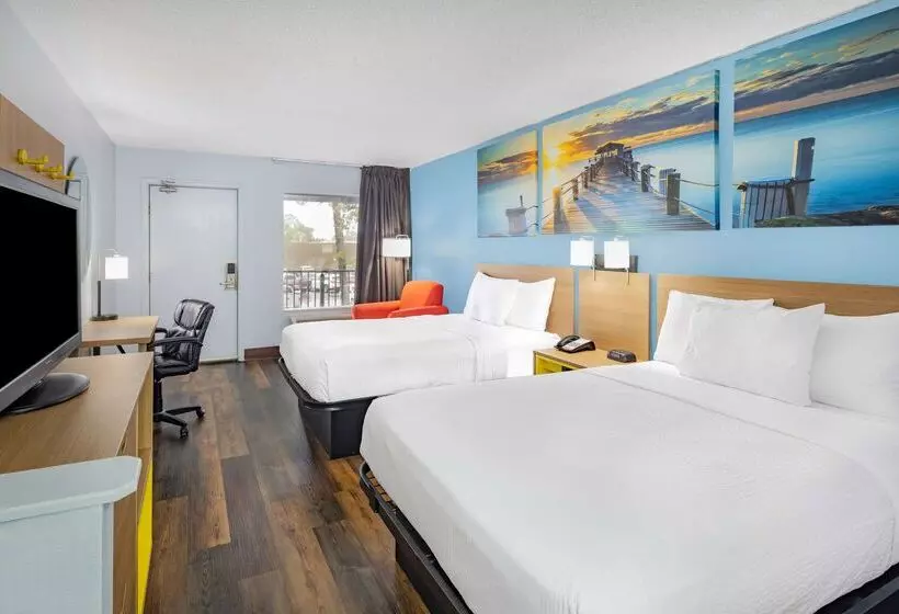 ホテル Days Inn By Wyndham Pensacola I 10