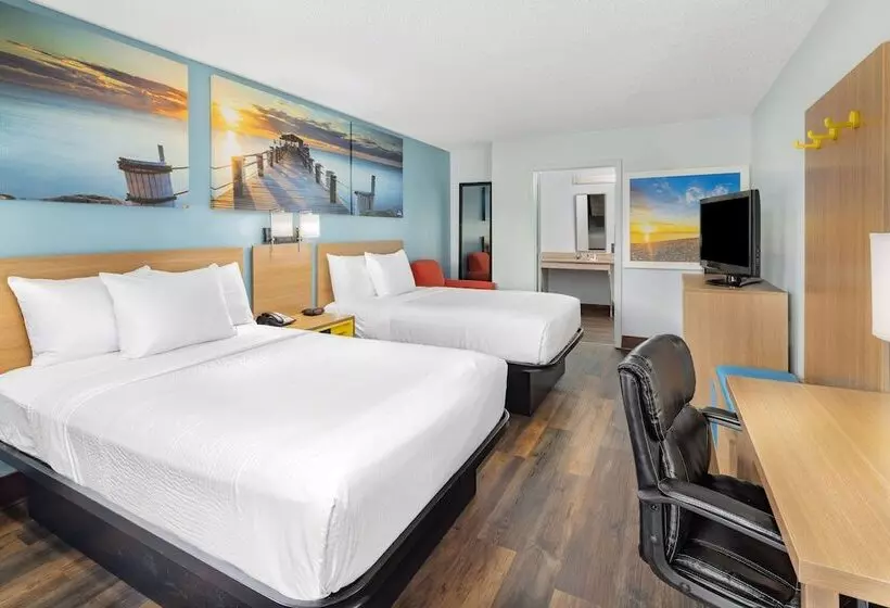 ホテル Days Inn By Wyndham Pensacola I 10