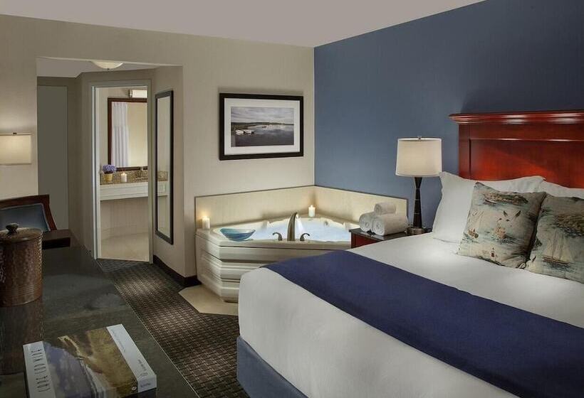 فندق Inn On The Square