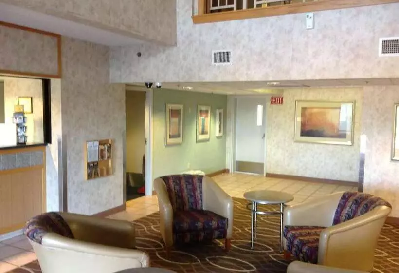 בית מלון כפרי Plano Inn & Suites