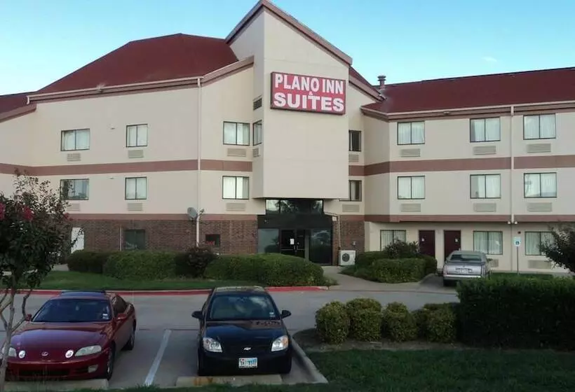 בית מלון כפרי Plano Inn & Suites