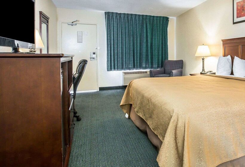 ホテル Quality Inn San Diego I 5 Naval Base