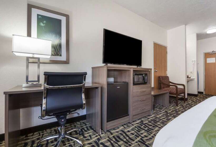 هتل Quality Inn & Suites West Omaha Ne Linclon