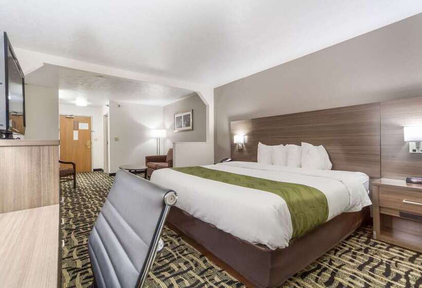 هتل Quality Inn & Suites West Omaha Ne Linclon