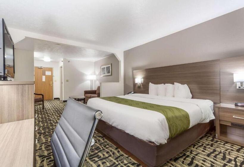 هتل Quality Inn & Suites West Omaha Ne Linclon