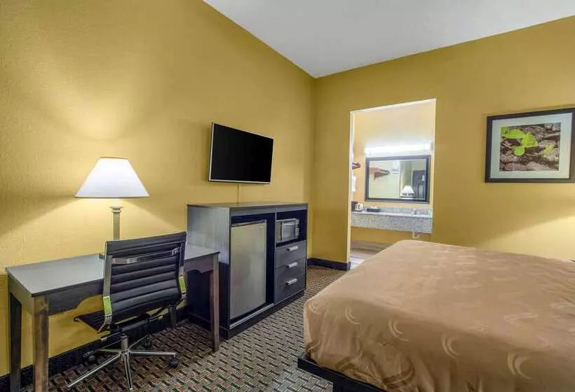 هتل Quality Inn West Columbia  Cayce