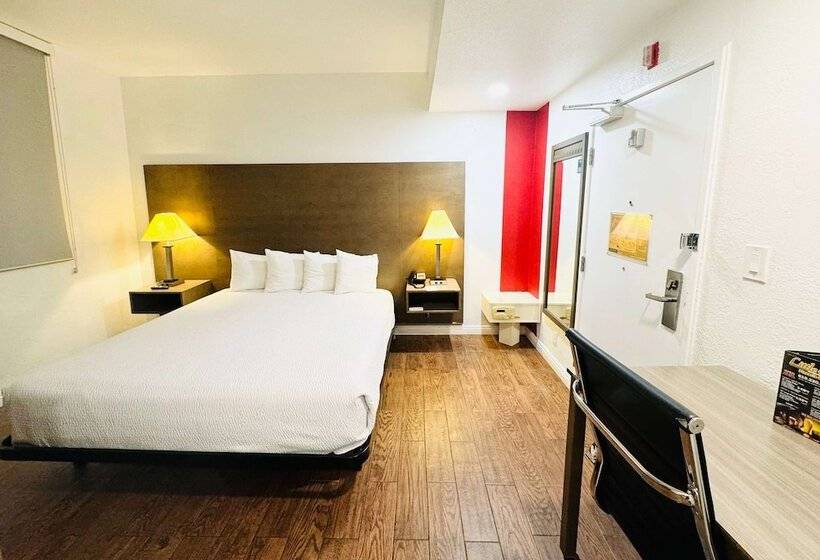 호텔 Ramada By Wyndham San Diego Airport