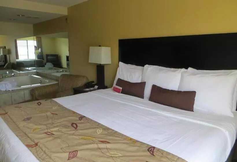هتل Ramada By Wyndham Wisconsin Dells I 90