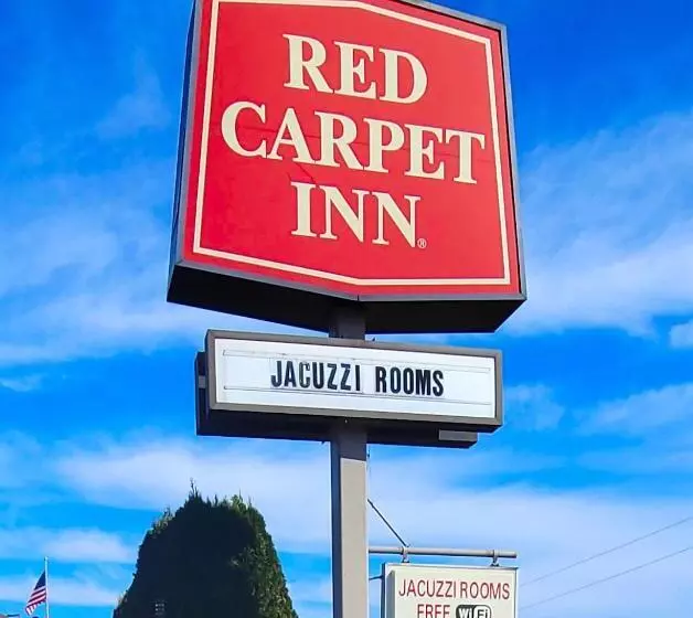 هتل Red Carpet Inn West Springfield