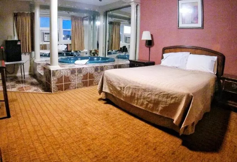 هتل Red Carpet Inn West Springfield