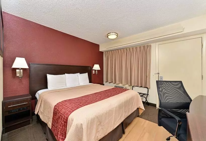 Отель Red Roof Inn Benton Harbor St Joseph