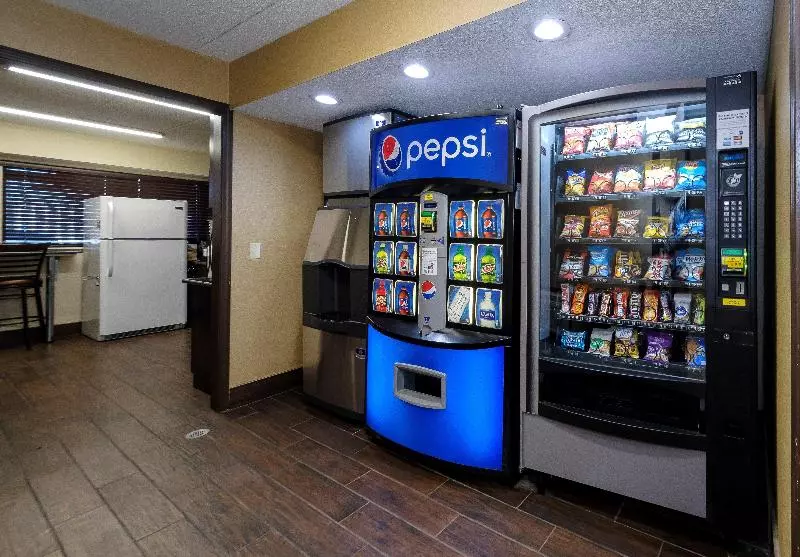 호텔 Red Roof Inn Lansing East Msu