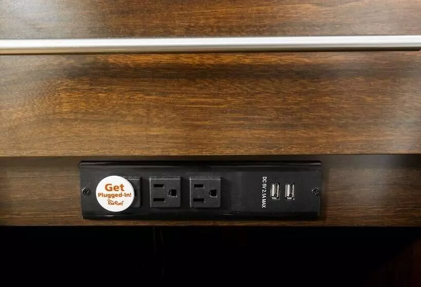 בית מלון כפרי Red Roof Inn Plus+ Baltimore Washington Dc/bwi Airport