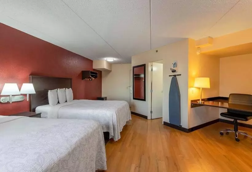 בית מלון כפרי Red Roof Inn Plus+ El Paso East