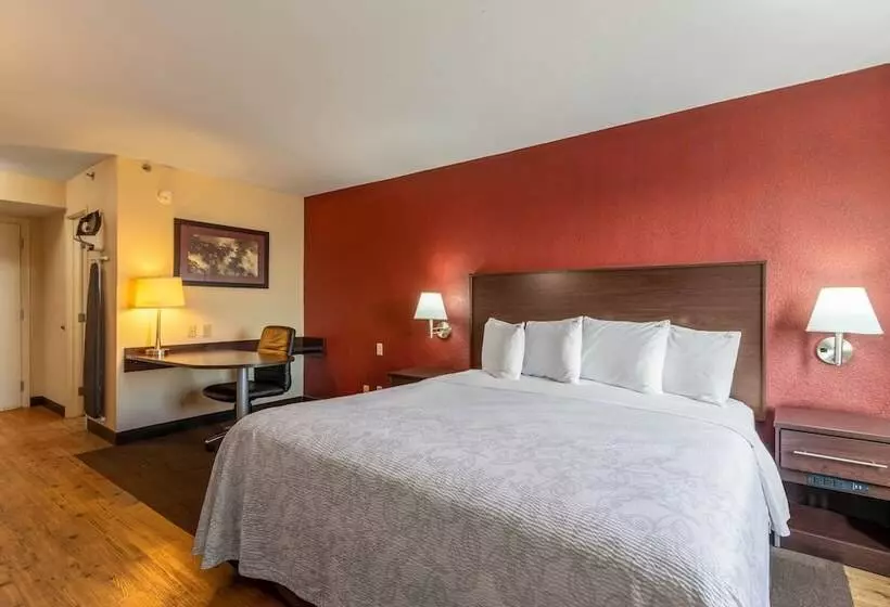 בית מלון כפרי Red Roof Inn Plus+ El Paso East