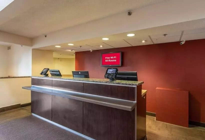 בית מלון כפרי Red Roof Inn Plus+ El Paso East