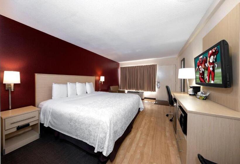 Otel Red Roof Inn Plus+ & Suites Naples Downtown 5th Ave S