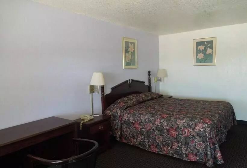 Отель Relax Inn Mineral Wells