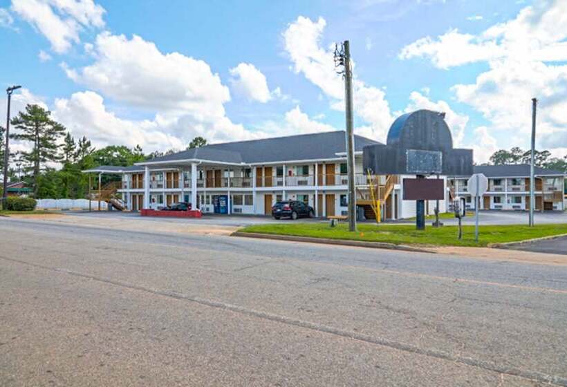 Отель Rodeway Inn