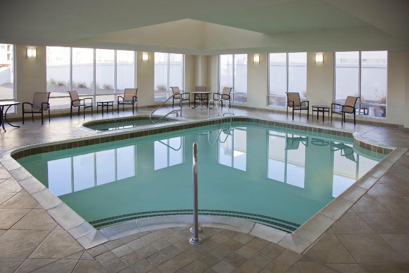 Отель Sheraton Louisville Riverside