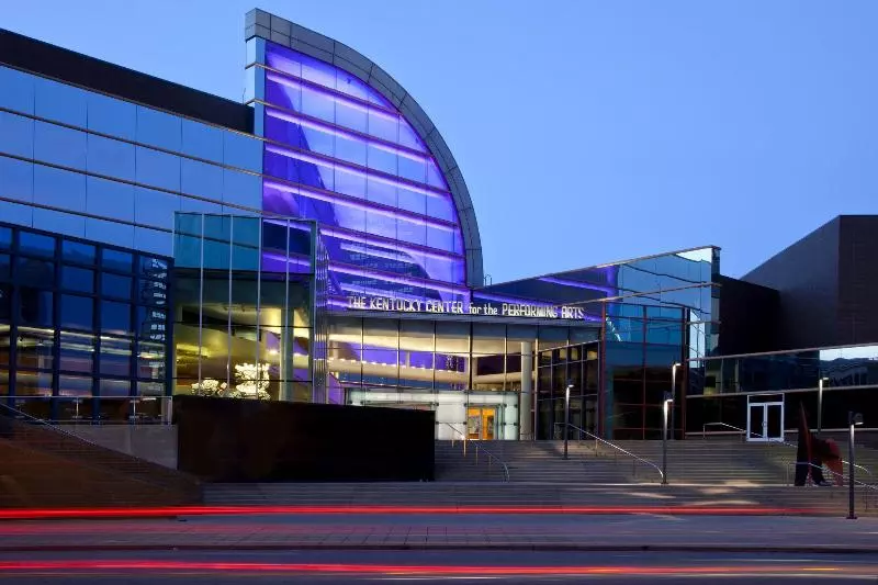 酒店 Sheraton Louisville Riverside