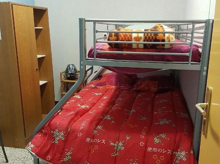 הוסטל Centre De Vacances La Sainte Famille