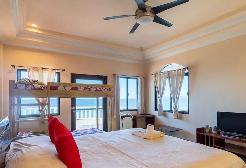 تختخواب و صبحانه Casa Royal Beach Siquijor