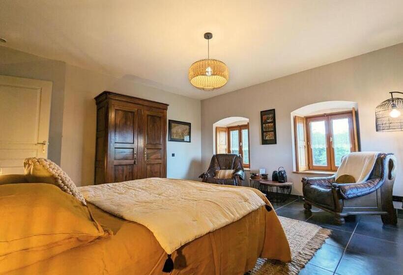 住宿加早餐  Le Clos Des Pierres Rouges