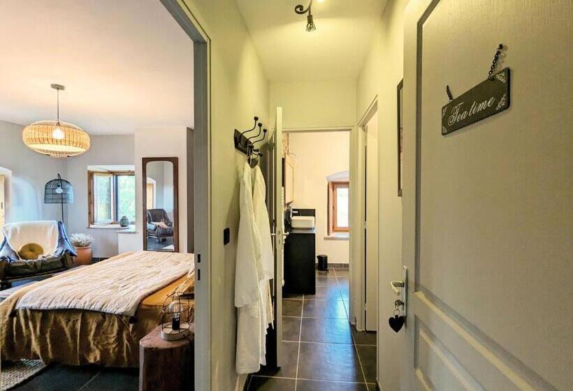 住宿加早餐  Le Clos Des Pierres Rouges