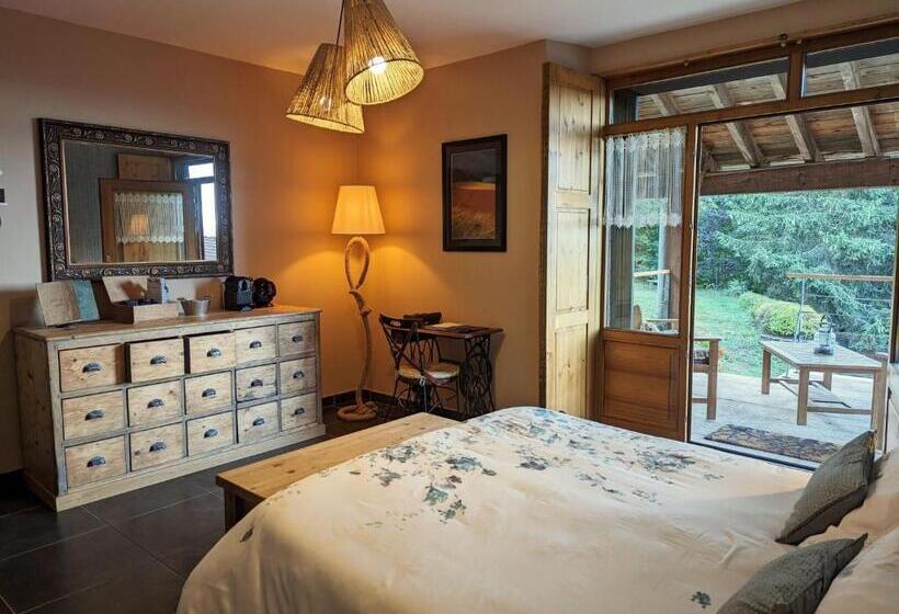 住宿加早餐  Le Clos Des Pierres Rouges