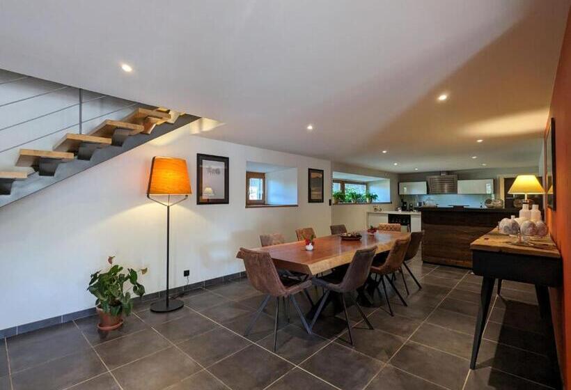 住宿加早餐  Le Clos Des Pierres Rouges