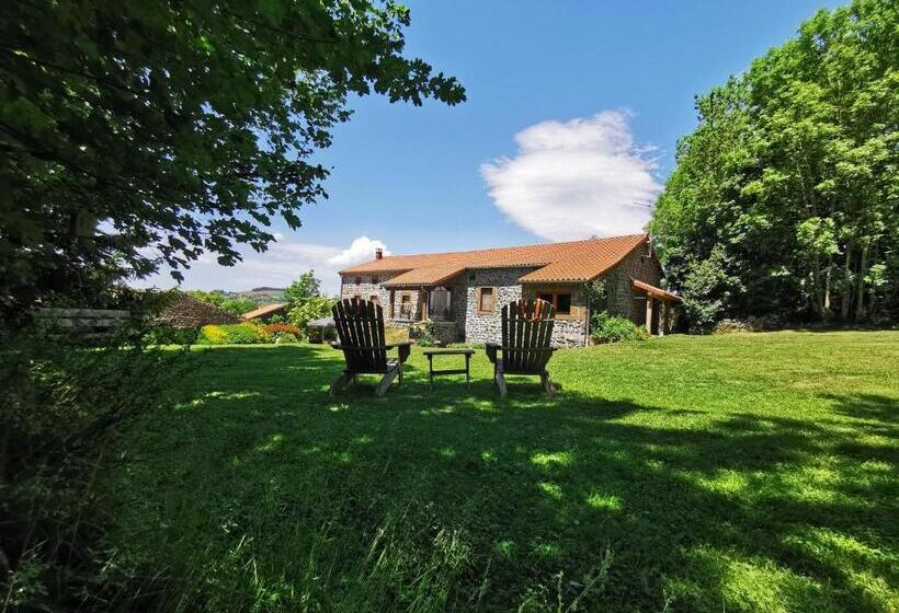 住宿加早餐  Le Clos Des Pierres Rouges