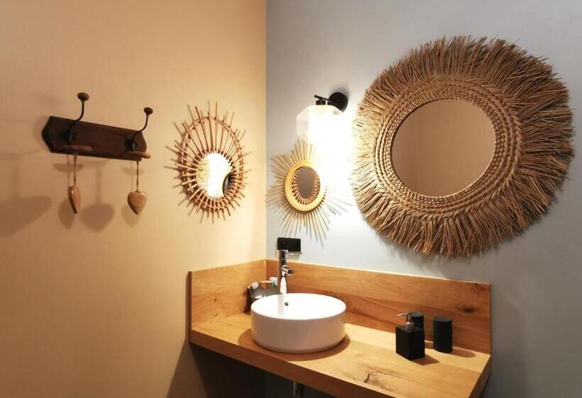 住宿加早餐  Le Clos Des Pierres Rouges