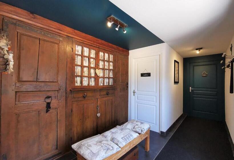 住宿加早餐  Le Clos Des Pierres Rouges