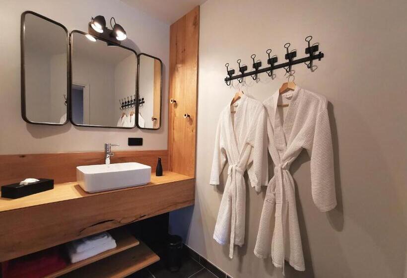 住宿加早餐  Le Clos Des Pierres Rouges