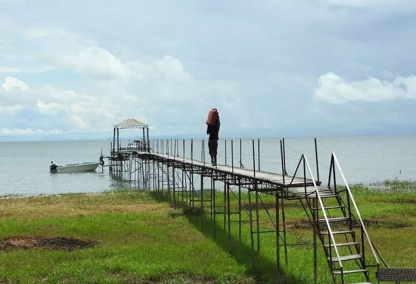 هتل Norman Carr Cottage