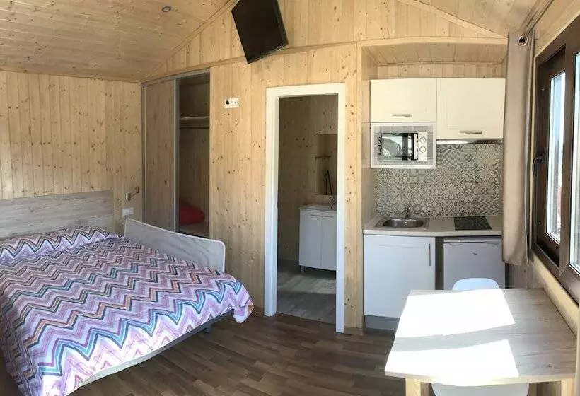 Hotelli Serra De Prades Resort   Campsite