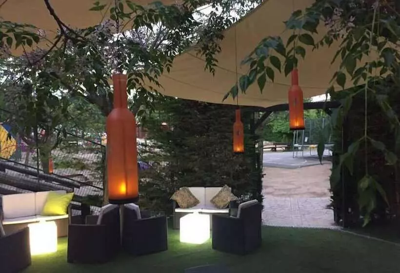 Hotelli Serra De Prades Resort   Campsite