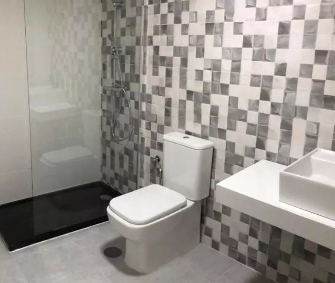 Majatalo New Click & Room