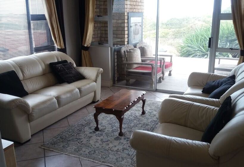 פנסיון The Whales Beach House