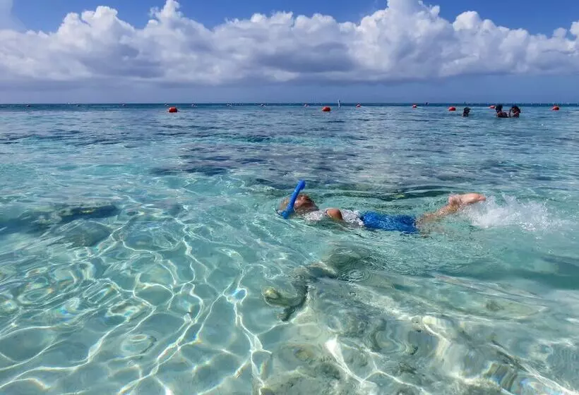 Harbour Club Villas & Marina