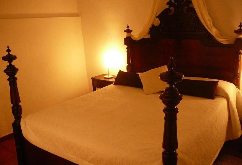 בית מלון כפרי Ca N Bando